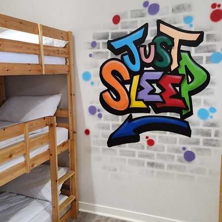 Matrix Hostel EDI Kültér fotó