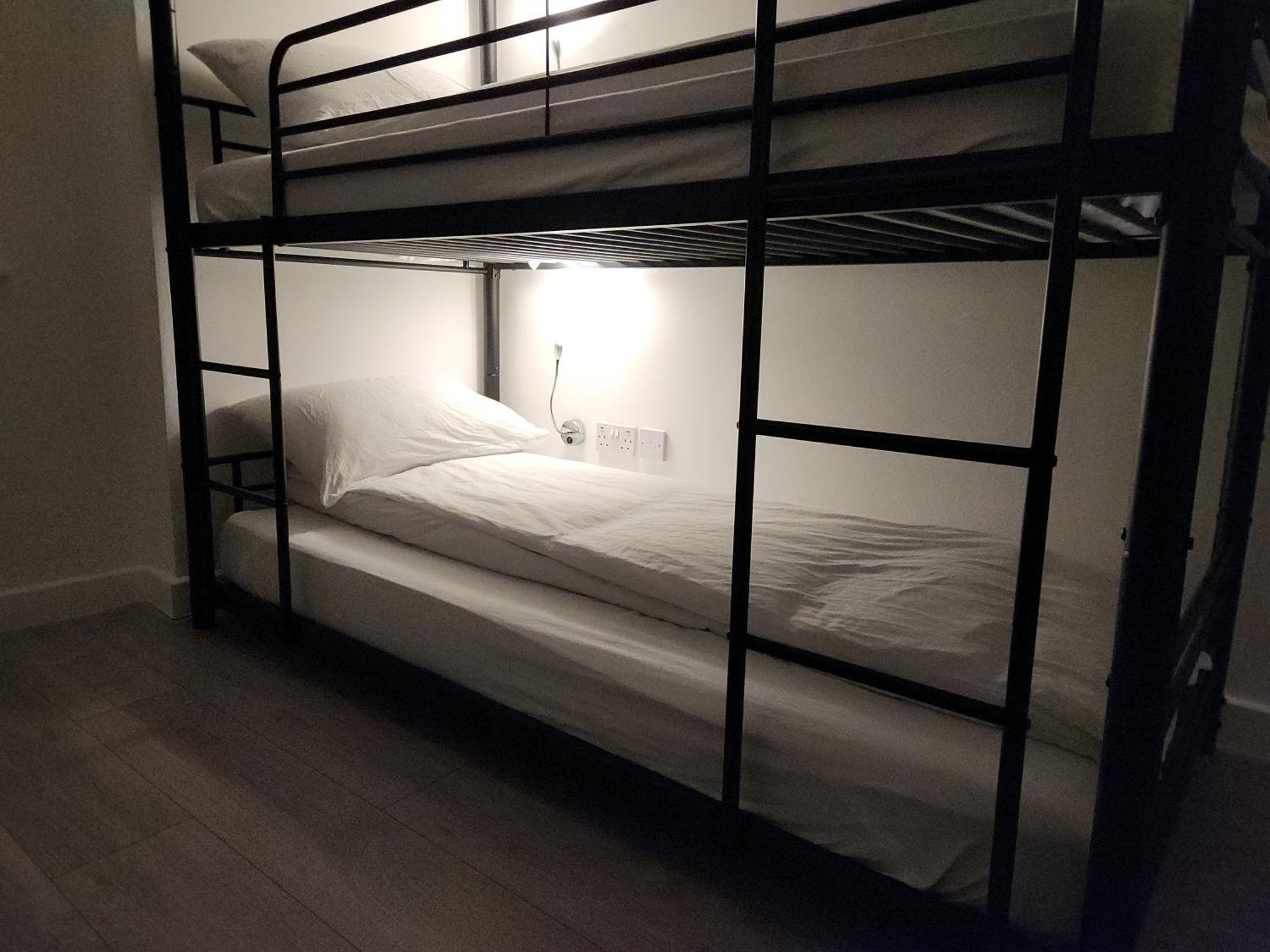 Matrix Hostel EDI Kültér fotó