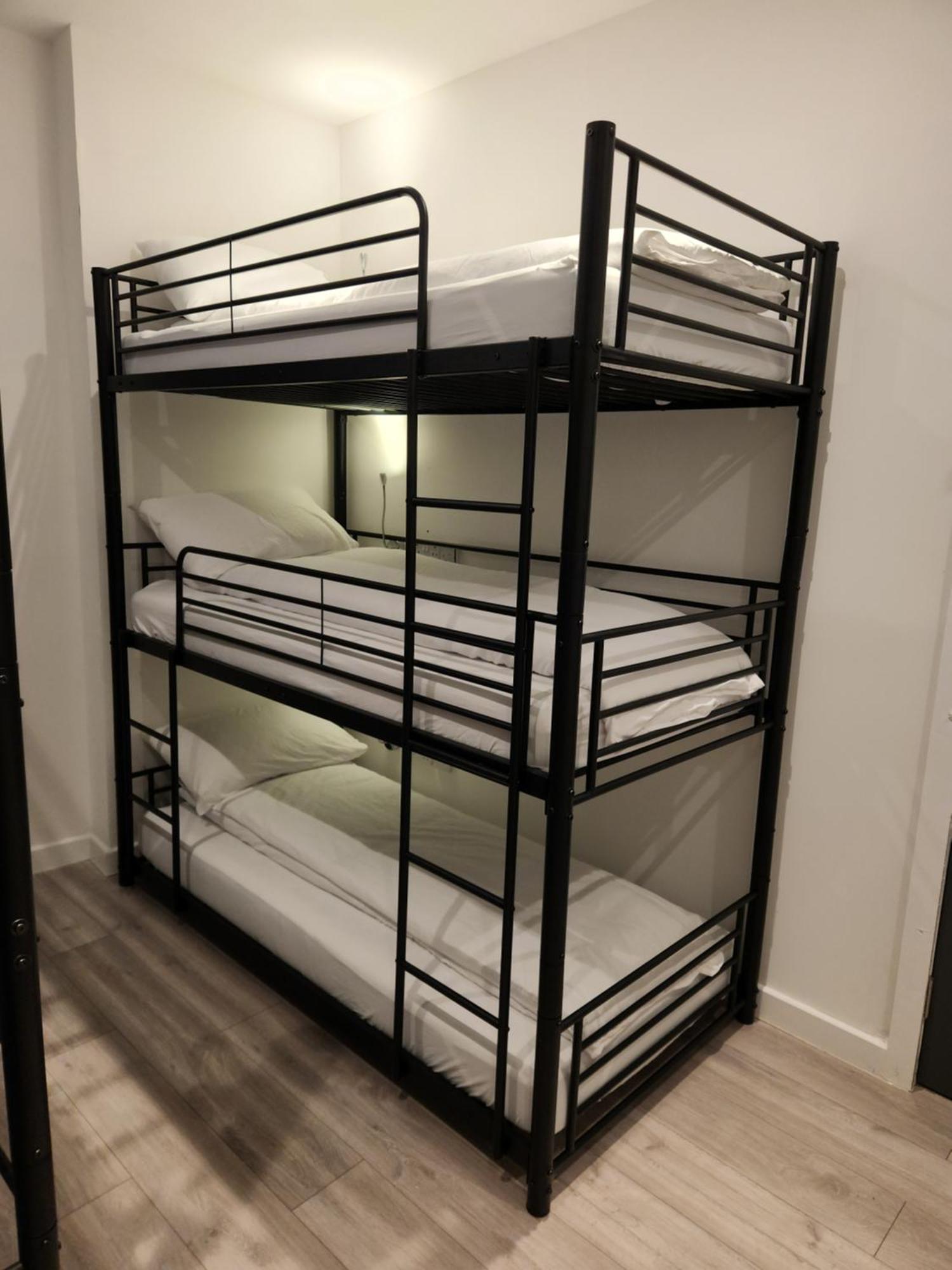 Matrix Hostel EDI Kültér fotó